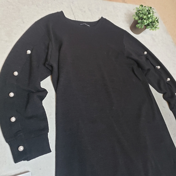Zara Long Sleeve Tunic Sweater with Pearl Sleeves - Picture 4 of 9